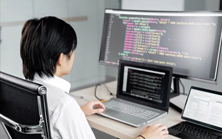  php的转义字符反斜杠是,在php里面\这个符号是代表什么意思呀？